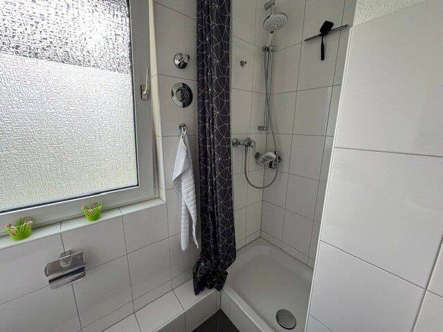 Gemütliche 1-Zimmer-Wohnung mit großem separatem Schlafzimmer Nachmieter gesucht – Düsseldorf – Vorschaubild 5