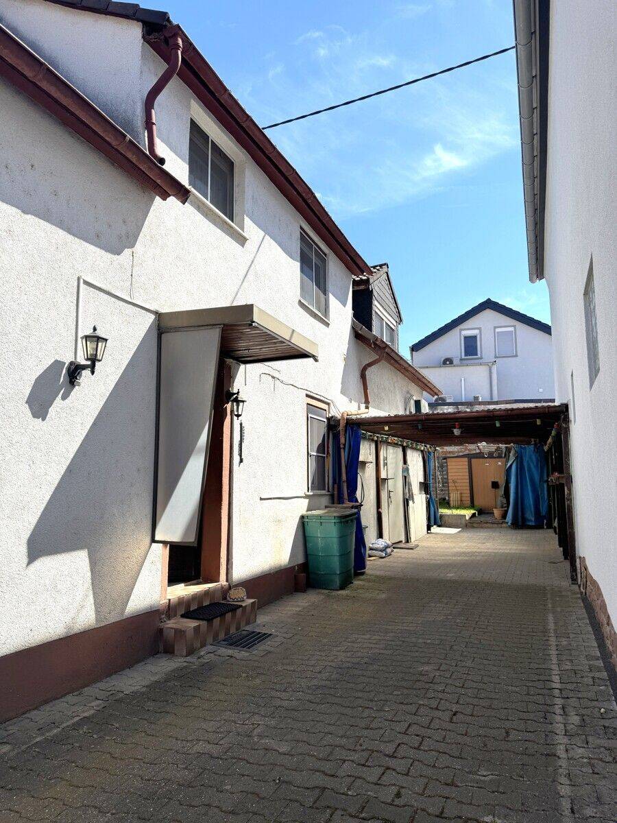 Einfamilienhaus mit Hof und Garten – Worms – Vorschaubild 3