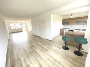 Neuwertige, sonnige 3 ½ Zimmer-Wohnung mit Balkon und 2 Bäder in Fürth-Poppenreuth, Nähe IKEA – 90765 Fürth – Vorschaubild 5