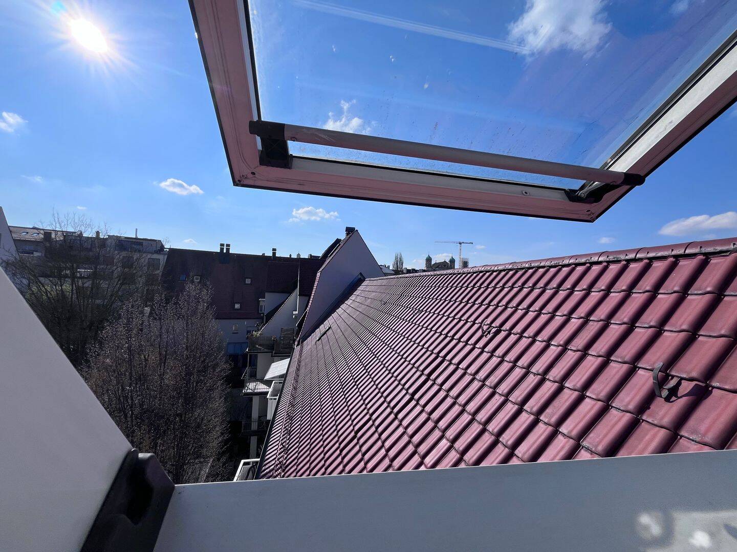 Charmante Maisonettewohnung mit traumhaftem Ausblick in der Augsburger Innenstadt – Augsburg – Vorschaubild 8