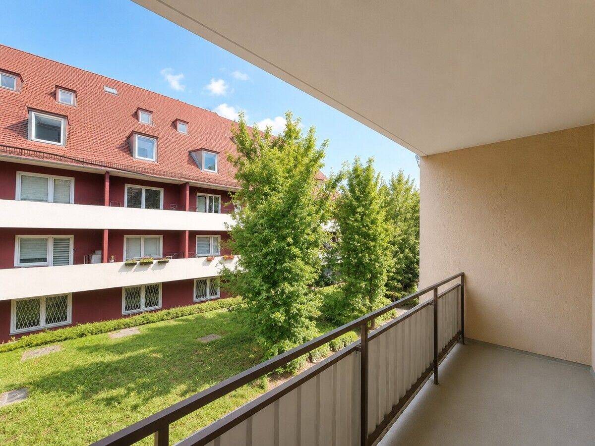 Ruhige Lage Isar / Wettersteinplatz ! Renoviertes Appartement mit Balkon in Untergiesing-Harlaching – München – Vorschaubild 3
