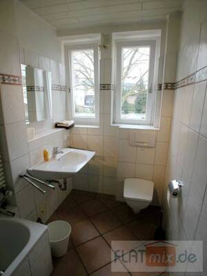 FLATmix.de / PB-Riemekeviertel. Helle, möblierte 3,5-Zi-ALTBAU-ETAGEN-Wohnung – 33102 Paderborn – Vorschaubild 5