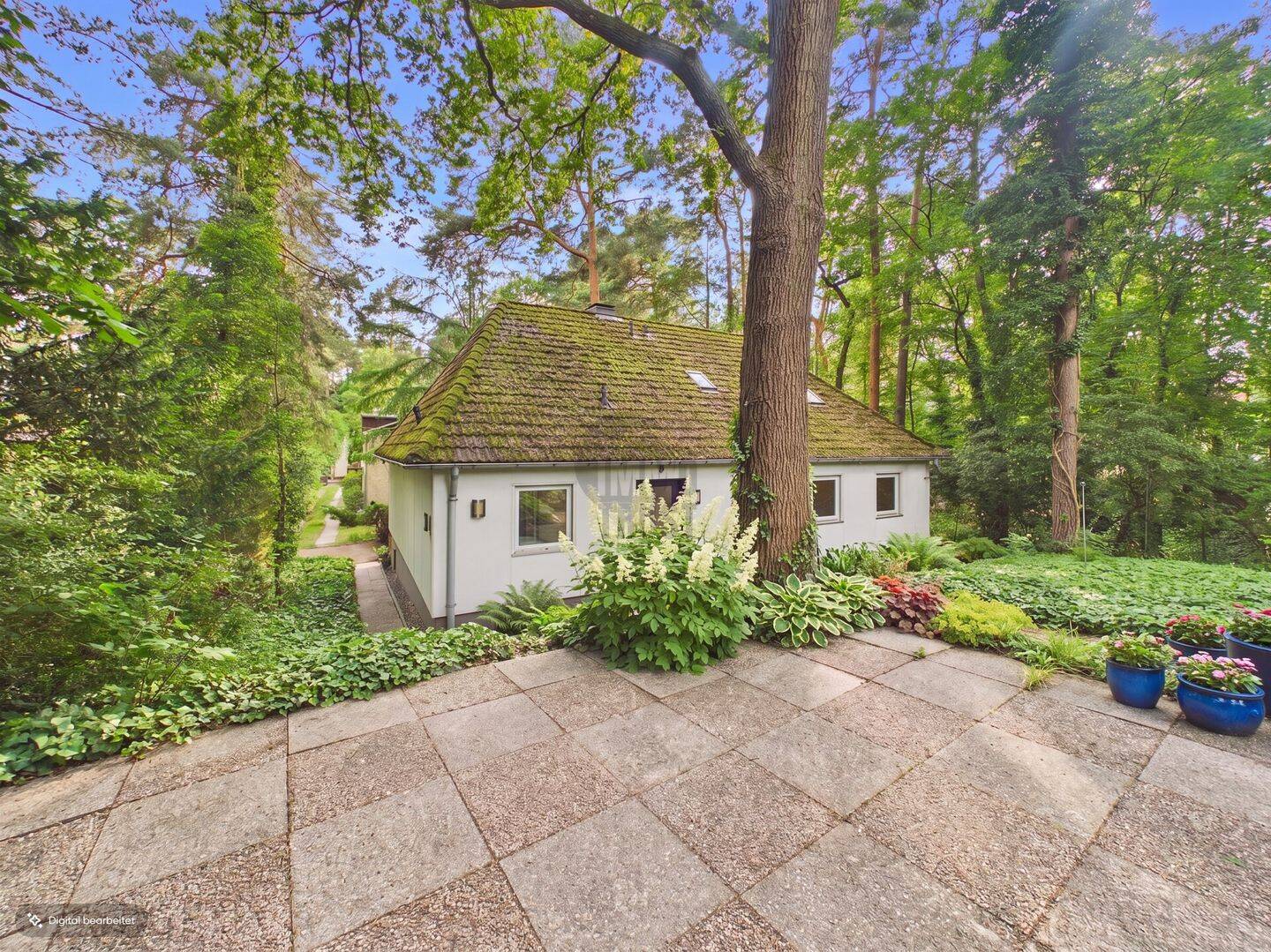 ARCHITEKTENHAUS IN FROHNAU | EINZUGSBEREIT | PARKÄHNLICHER GARTEN | NAHE ZELTINGER PLATZ – Berlin – Vorschaubild 3