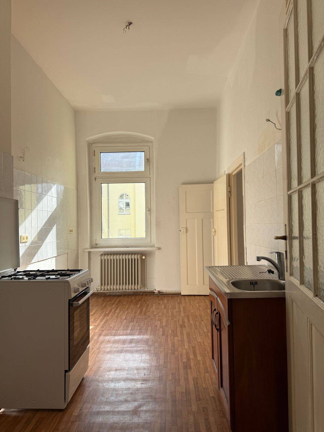 Bezugsfreie, großzügige 3-Zimmer-Altbauwohnung mit Balkon in grüner, ruhiger Lage in Reinickendorf! – Berlin – Vorschaubild 8