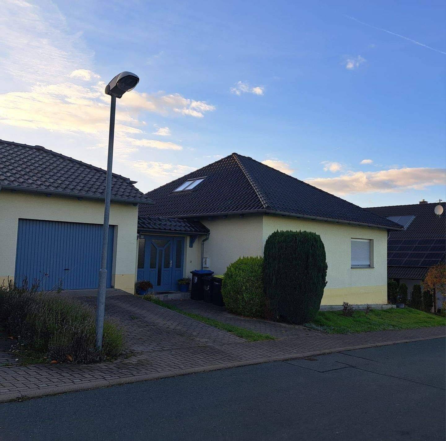Einfamilienhaus mit Garage im Bungalowstil – Ettersburg – Vorschaubild 9