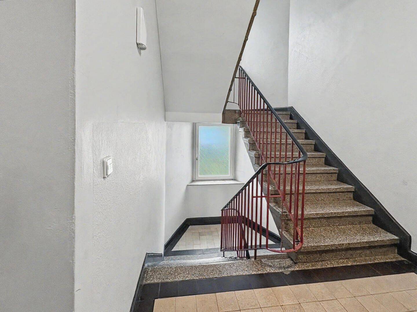 2,5-Zimmer-Altbauwohnung mit Balkon in Bochum – Bochum – Vorschaubild 9
