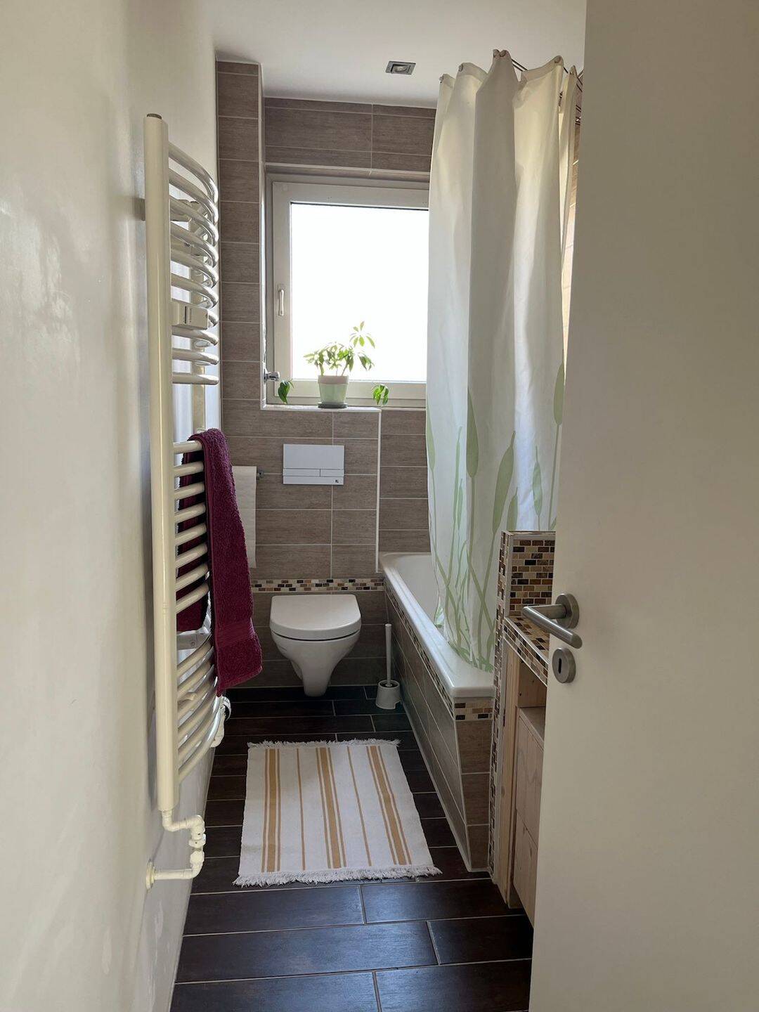 Provisionsfrei & bezugsfertig: lichtdurchflutete ruhige 2,5 Zimmer in Park- & Seenähe im Afrikanischen Viertel – Berlin – Vorschaubild 4