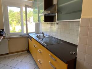 Ruhiges Wohnen in Jena-Nord: Zeitlose Wohnung mit Balkon, EBK und Tageslichtbad – 7743 Jena – Vorschaubild 7