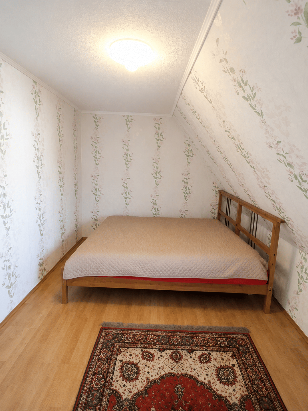 Charmantes Einfamilienhaus mit großzügiger Terrasse für unvergessliche Erinnerungen. – Kastellaun – Vorschaubild 9