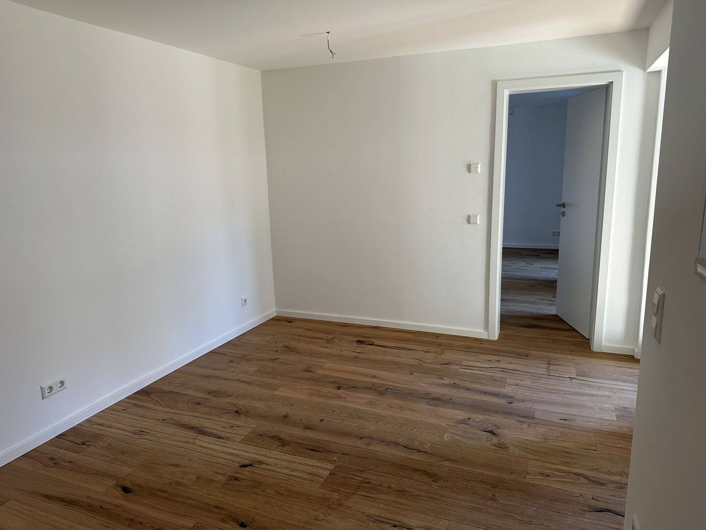 Sanierte 2,5-Zimmer-Wohnung mit Terrasse in zentraler Lage von Heidelberg-Handschuhsheim zu verkaufen – Heidelberg – Vorschaubild 3