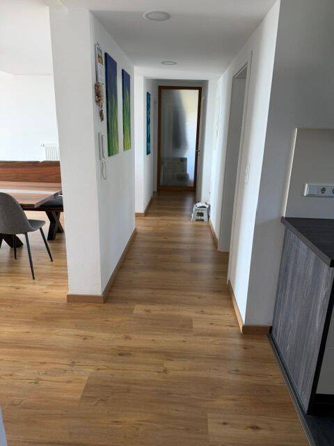 Großzügige 3,5 Zi Wohnung in ruhiger Lage – Neumarkt in der Oberpfalz – Vorschaubild 2