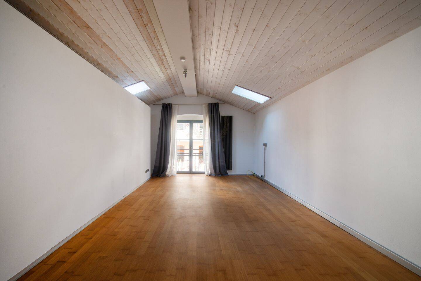Historische Remise mit exklusivem Flair und Dachterrasse - im ruhigen Innenhof von Berlin-Mitte – Berlin – Vorschaubild 8