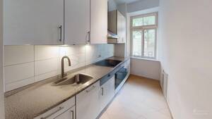 *Kapitalanlagemöglichkeit* Vermietete 2-Zimmer-Altbauwohnung im Erdgeschoss – 80634 München – Vorschaubild 6