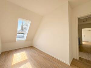 Familienfreundliche 5 Zimmer Wohnung zur Miete in Hamburg Rahlstedt - Wentzel Dr. – 22145 Hamburg – Vorschaubild 9