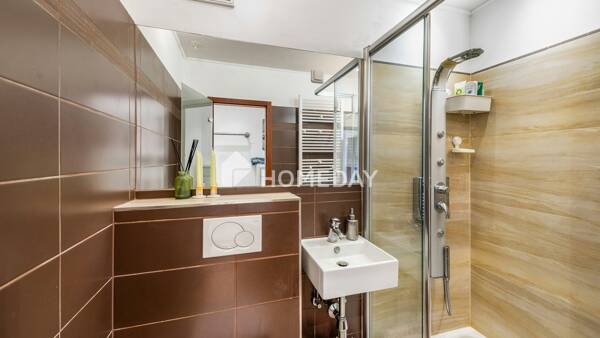 Etagenwohnung in 51143 Köln mit 84 m² kaufen