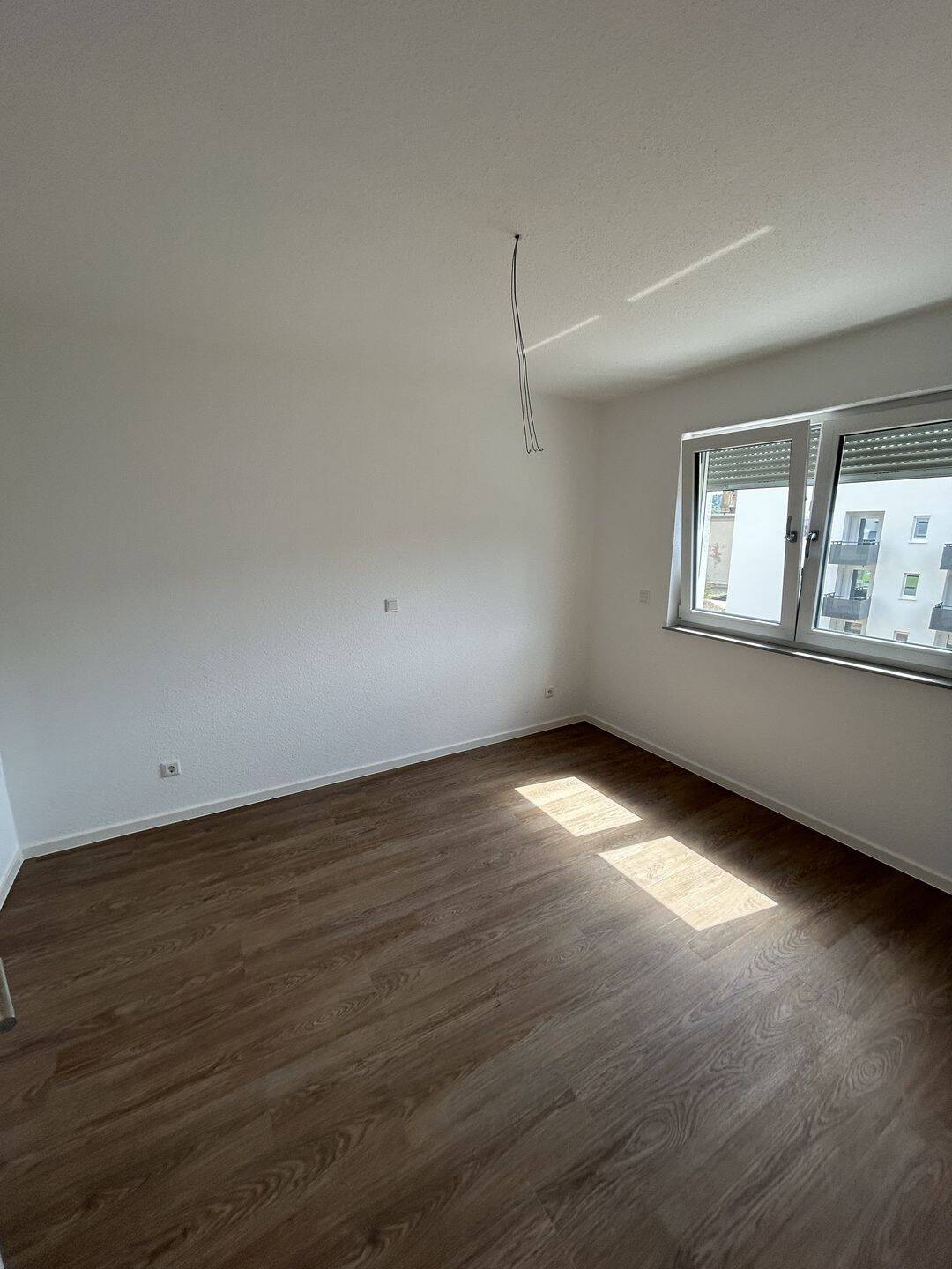 Neubau 4-Zimmer-Maisonette-Wohnung mit zwei Dachterrassen in Trier-Euren! – Trier – Vorschaubild 8