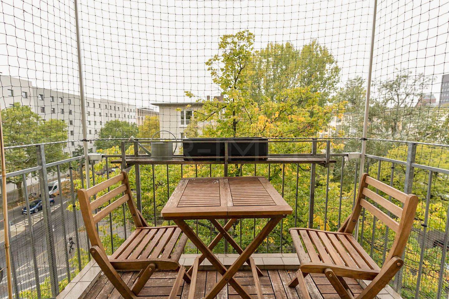 Exklusive drei Zimmer Balkon-Wohnung Nähe Bernauer Strasse in Berlin-Mitte zu verkaufen! – Berlin – Vorschaubild 2