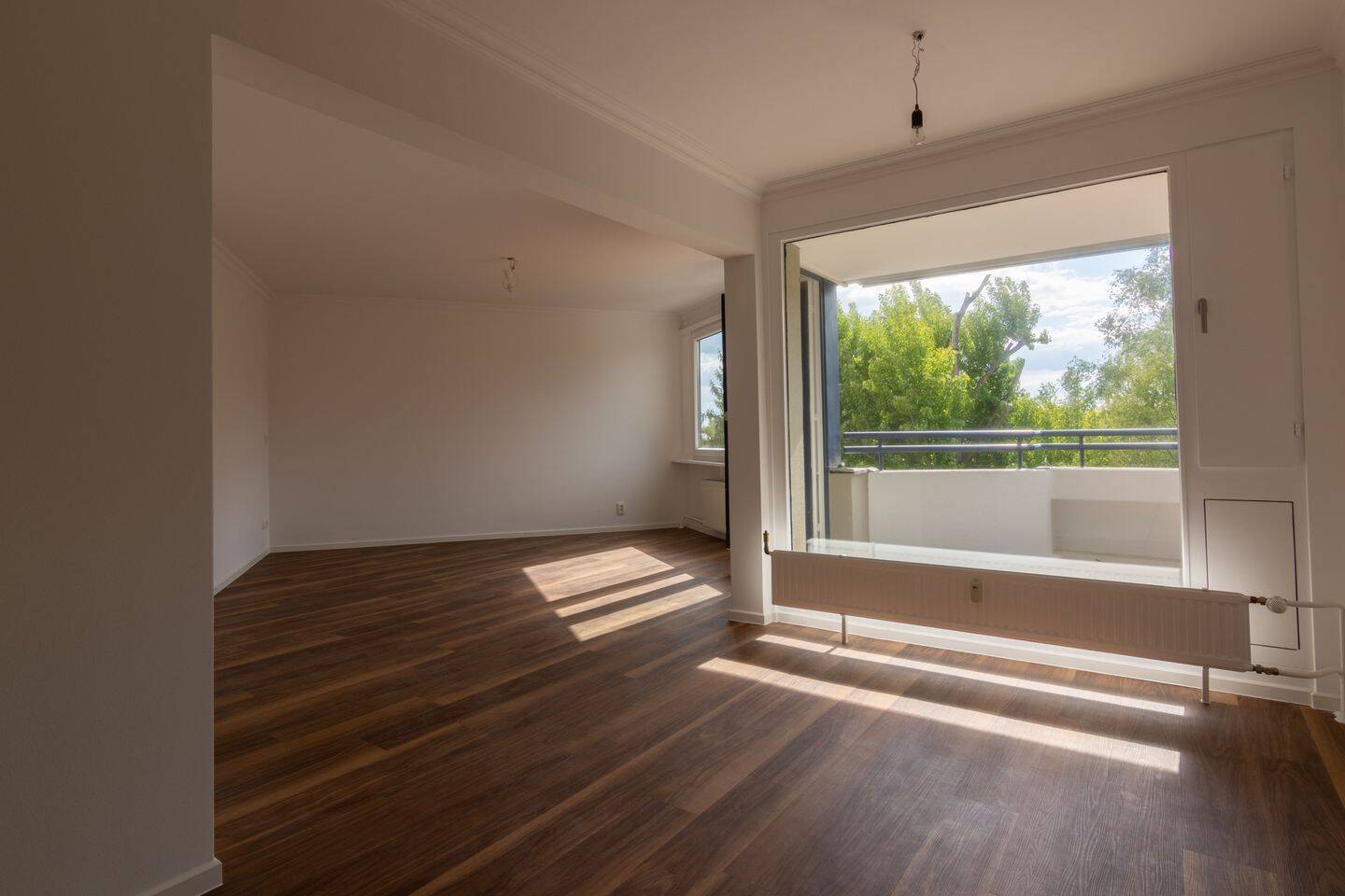 Privat an Privat /OHNE Makler / Wohnen, wo Zehlendorf am sch\u00f6nsten ist \u2013 gro\u00dfz\u00fcgige, 2019 sanierte 3 Zimmer Wohnung mit Balkon – Berlin – Vorschaubild 6