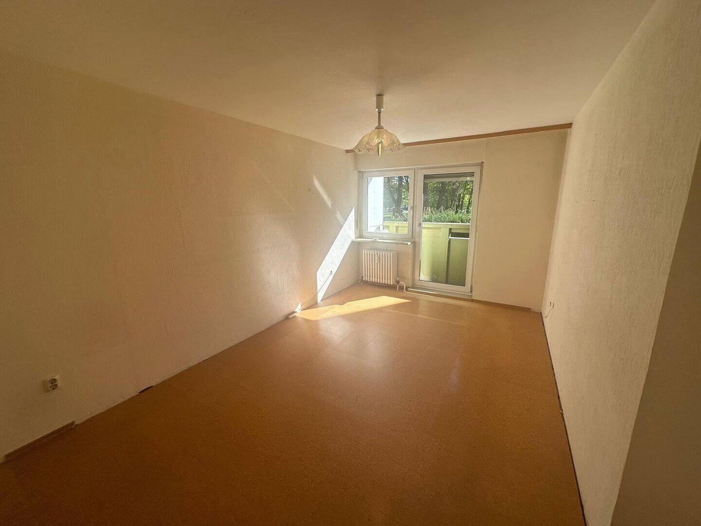 "Sanierungsbedürftige 3-Zimmer-Wohnung mit Potenzial - ideal für Eigennutzer und Kapitalanleger" – Nürnberg – Vorschaubild 5