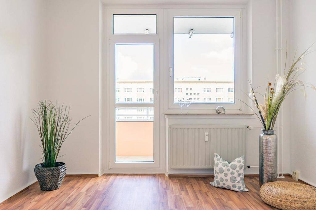 Zentrumsnahe 2-Raum-Wohnung mit Balkon – Chemnitz – Vorschaubild 2