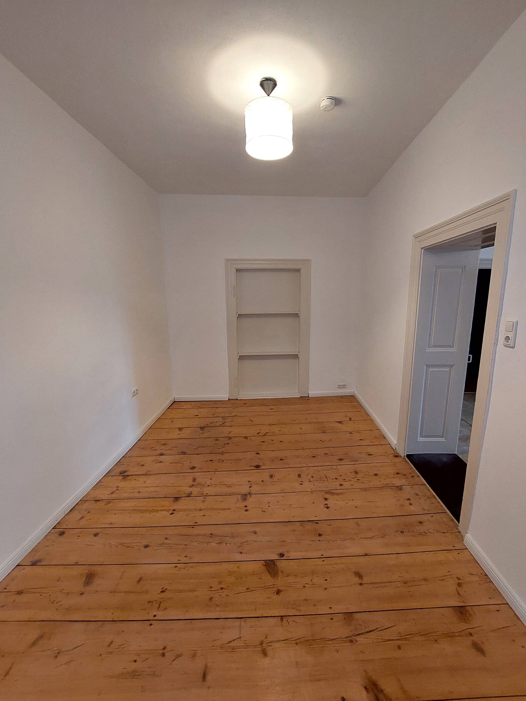 Charmante Wohnung mit Blick auf die Donau und die Steinerne Brücke – Regensburg – Vorschaubild 7
