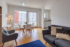 Ramersdorf: Neuwertige 2-Zimmer-Wohnung mit großem Südbalkon - frei – 81737 München – Vorschaubild 2