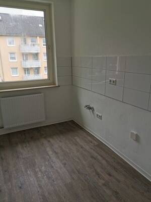 Zum Einzug frisch saniert und renoviert! – 47279 Duisburg – Vorschaubild 6