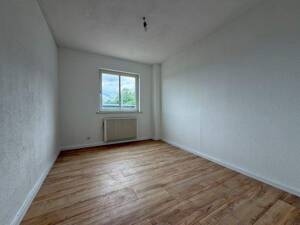 Kaufen statt mieten, renovierte 3-Zi.-Wohnung mit Kaminofen, neuem Bad und Gartennutzung – 79588 Efringen-Kirchen – Vorschaubild 7