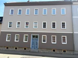 Exklusives Mehrfamilienhaus in Bestlage von Erfurt-Hochheim - voll vermietet mit Garten & Pool