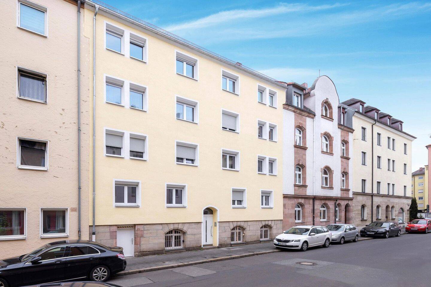 Möblierte Drei- Zimmerwohnung zum Erstbezug nach Kernsanierung (1.OG - 3.OG) – Nürnberg – Vorschaubild 3
