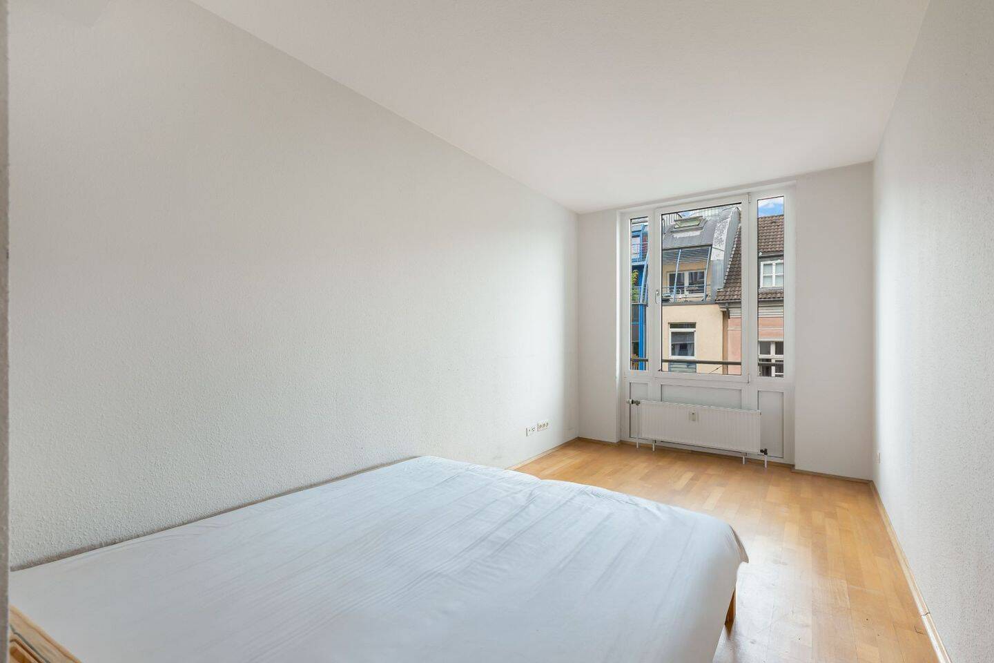 City-Home: Parkett, hohe Decken & Aufzug mitten in Pempelfort (WE10) – Düsseldorf – Vorschaubild 6