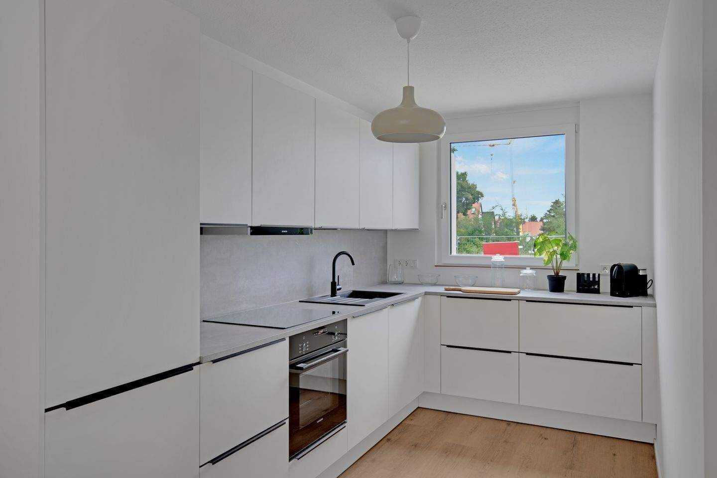 Neubau-Reihenhaus mit Garten & EBK – Nürnberg – Vorschaubild 6