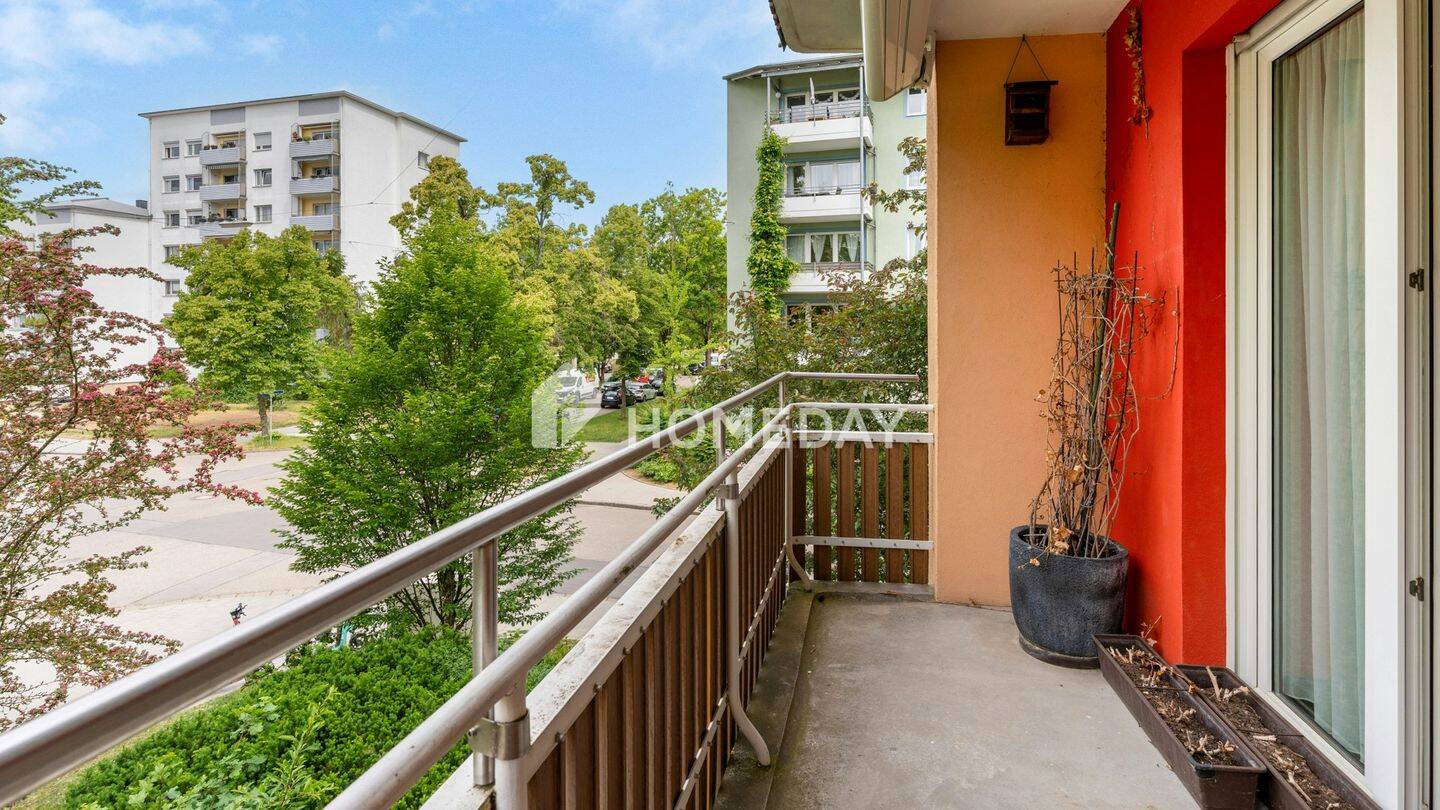 Großzügige 4-Zimmer-Wohnung mit West-Loggia – Regensburg – Vorschaubild 4