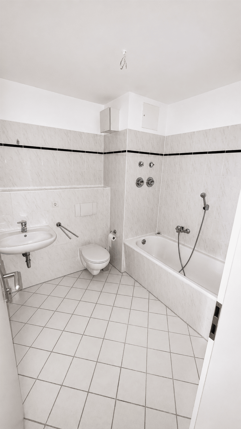Gemütliches Wohnen in Schloßchemnitz - 2 Zimmer mit Loggia – Chemnitz – Vorschaubild 5