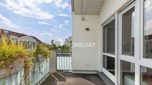 Stilvolle Wohnung im dritten Obergeschoss mit EBK, Balkon, Tiefgarage und Aufzug in Unterföhring – 85774 Unterföhring – Vorschaubild 2