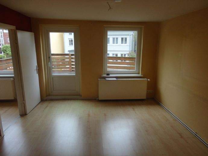 In Stadtparknähe - Dachgeschoss-Maisonettewohnung mit großer Dachterrasse in ruhiger Seitenstraße – Lübeck – Vorschaubild 2