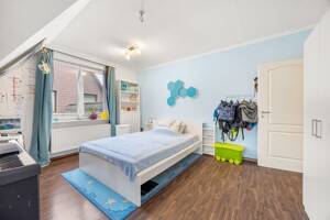 Stilvolle Maisonette inklusive KFZ-Stellplätzen und hochwertiger Küche in Bestlage von Sasel – 22393 Hamburg – Vorschaubild 8
