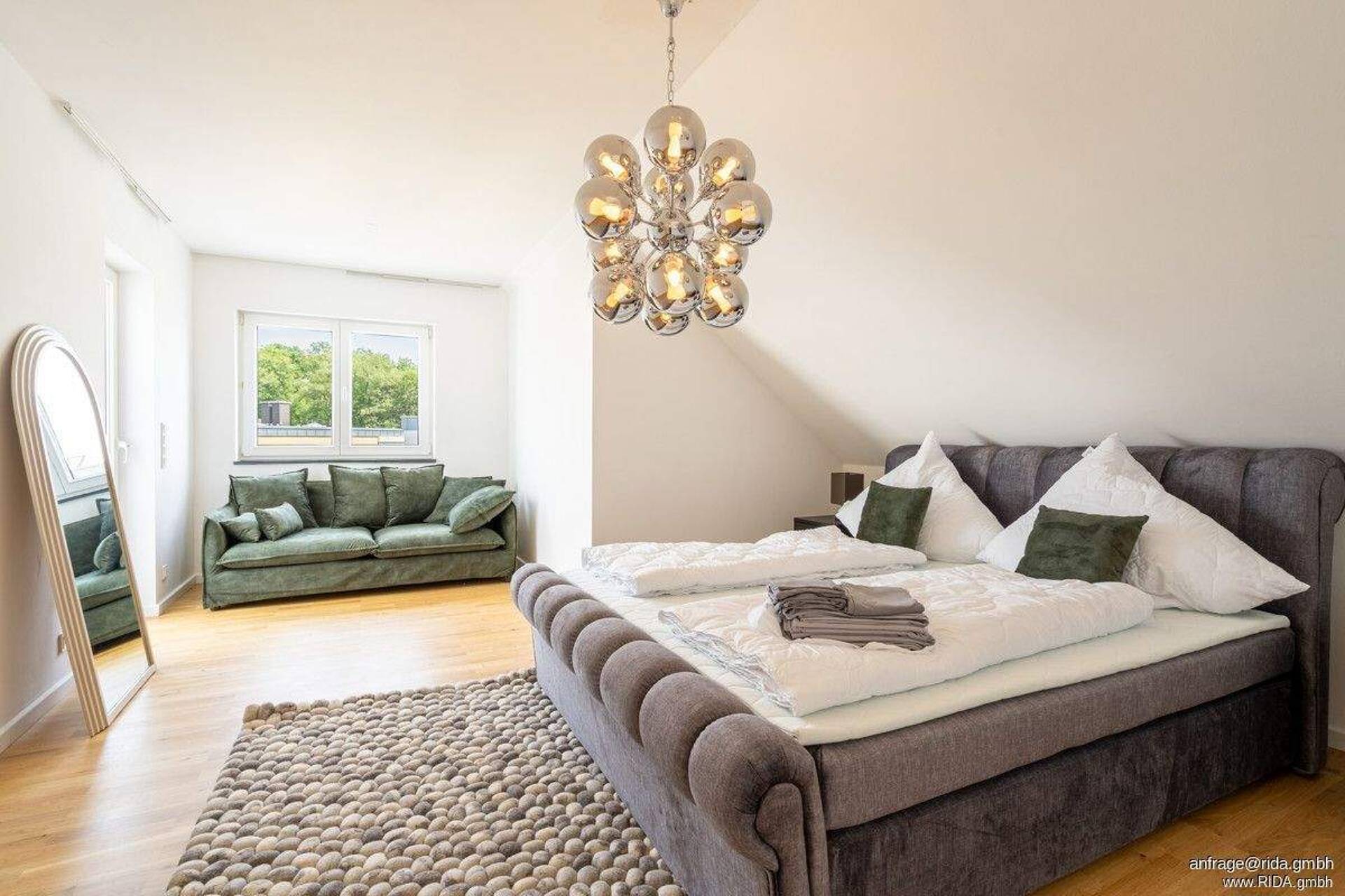 Terrassenwohnung in 50999 Köln mit 136 m² kaufen