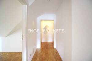 Charmante 2-Zimmer-Altstadtwohnung in bester Lage – 93047 Regensburg – Vorschaubild 2
