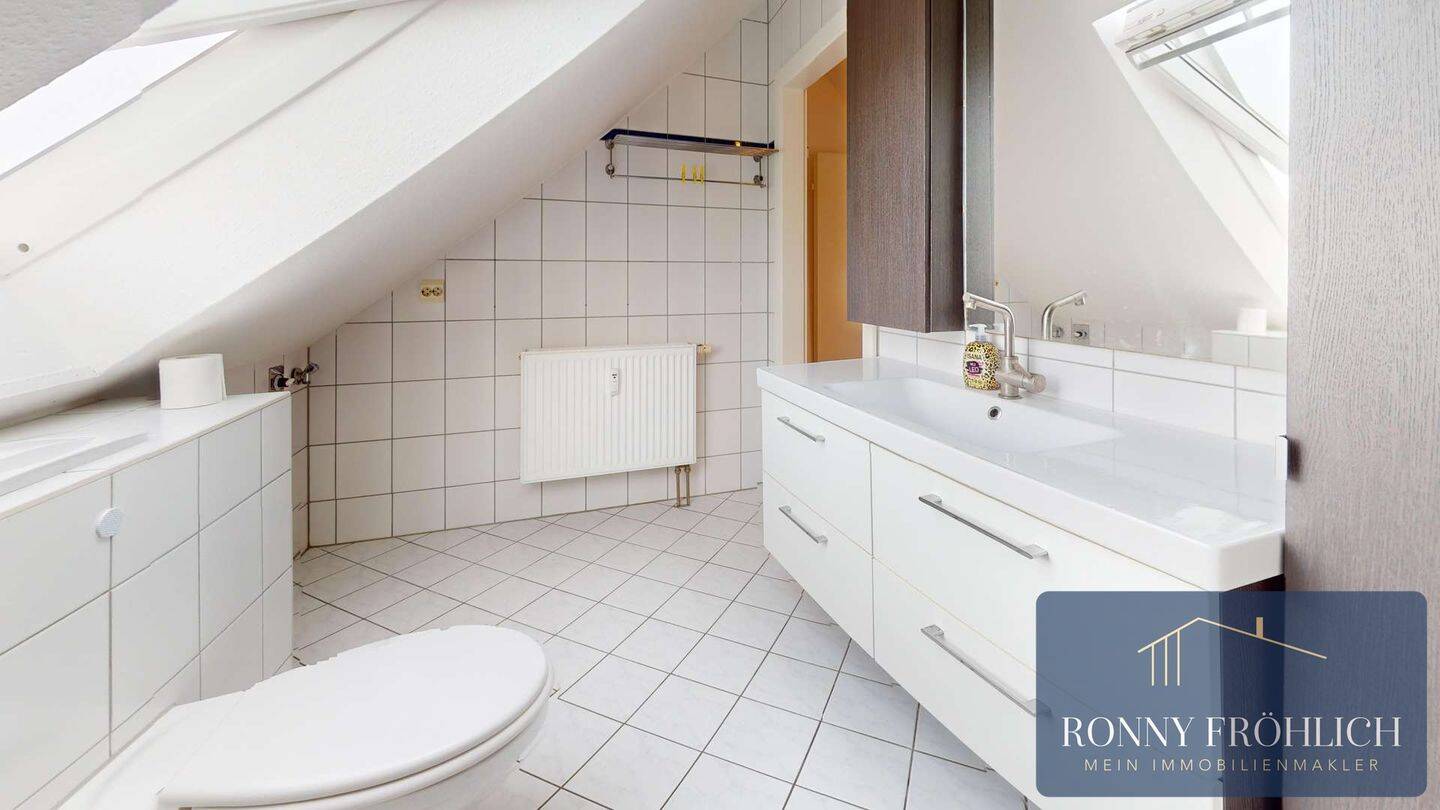 Traumhafte Maisonette-Wohnung mit 100 m² Wohnfläche & Einbauküche im beliebten Stadtteil Kaßberg – Chemnitz – Vorschaubild 8