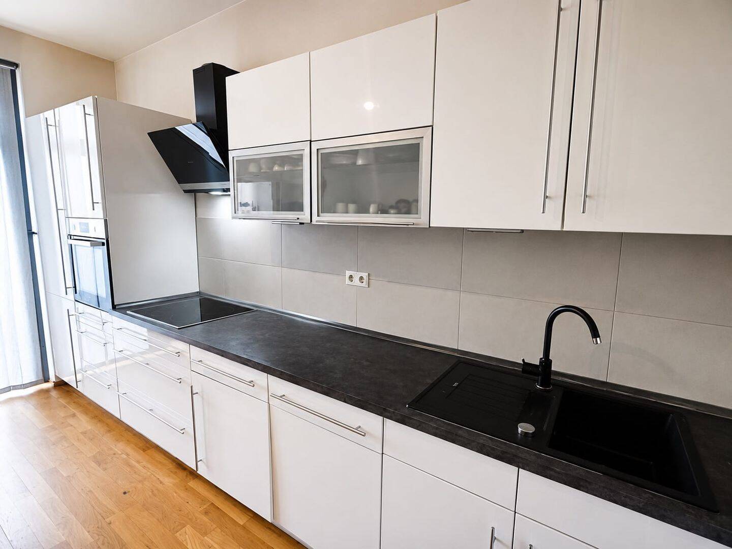 Helle 4 Zr. Wohnung, EBK, 2x Balkon, 2x Bad & Top-Anbindung – Leipzig – Vorschaubild 5