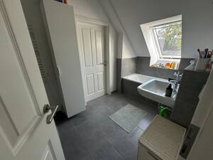 4-Zimmer-Wohnung im Dachgeschoss mit Balkon – 26123 Oldenburg – Vorschaubild 3