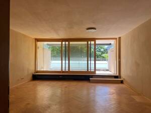 Brück Immobilien - Große, renovierungsbedürftige 2 Zi.-ETW mit sonnigen, terrassenartigen Balkon – 81737 München – Vorschaubild 4