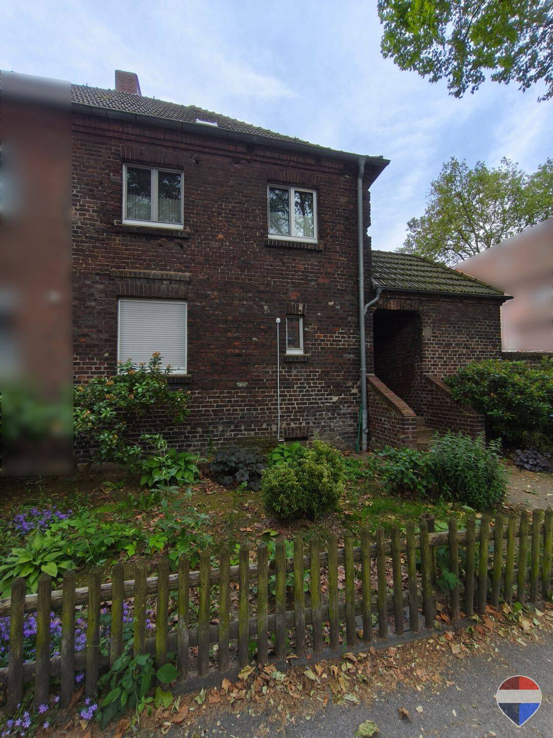 Charmantes Reihenendhaus mit Entwicklungspotenzial in Duisburg zu verkaufen! – Duisburg – Vorschaubild 3