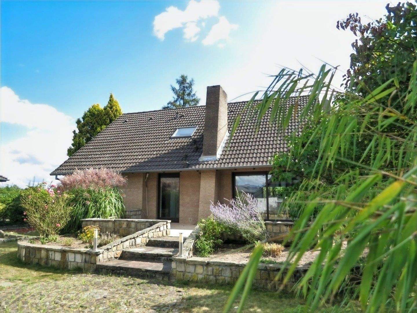 Einfamilienhaus mit unverbautem Blick und großzügiger Gartenvielfalt – Wolfsburg – Vorschaubild 3