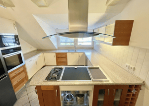 Exklusive 4-Zimmer-Wohnung in Zabo, 3 Balkone, Wintergarten, Wellnessbereich, Sauna, Kamin, Kachelofen, Doppelgarage – 90480 Nürnberg – Vorschaubild 7