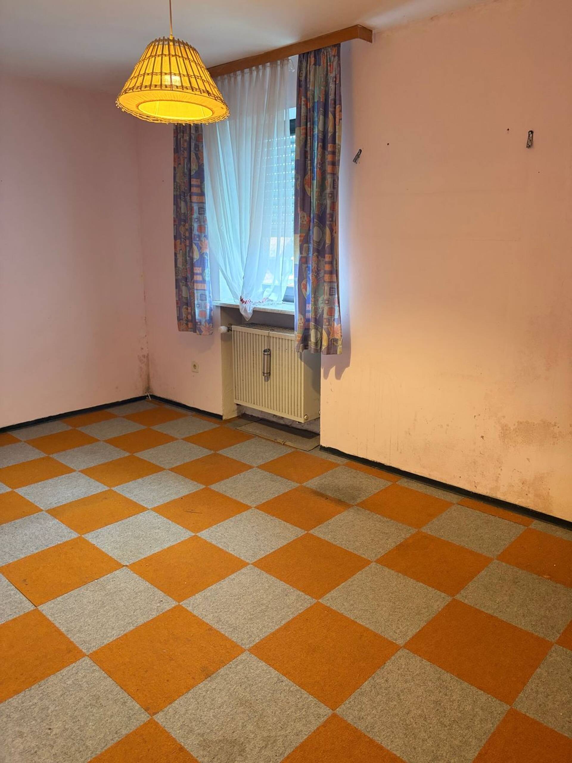 Haus in 92526 Oberviechtach mit 239 m² kaufen