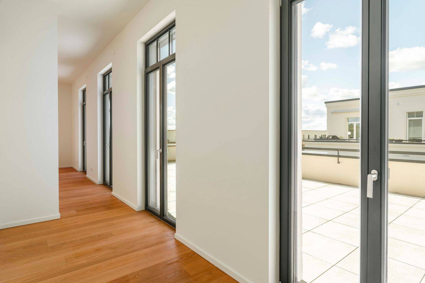 Erstbezug über den Dächern Potsdams: Penthouse mit großer Terrasse – Potsdam – Vorschaubild 2