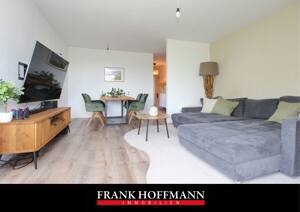 Moderne 3-Zimmer-Wohnung mit 2 Balkonen & Seeblick in Hamburg-Wandsbek