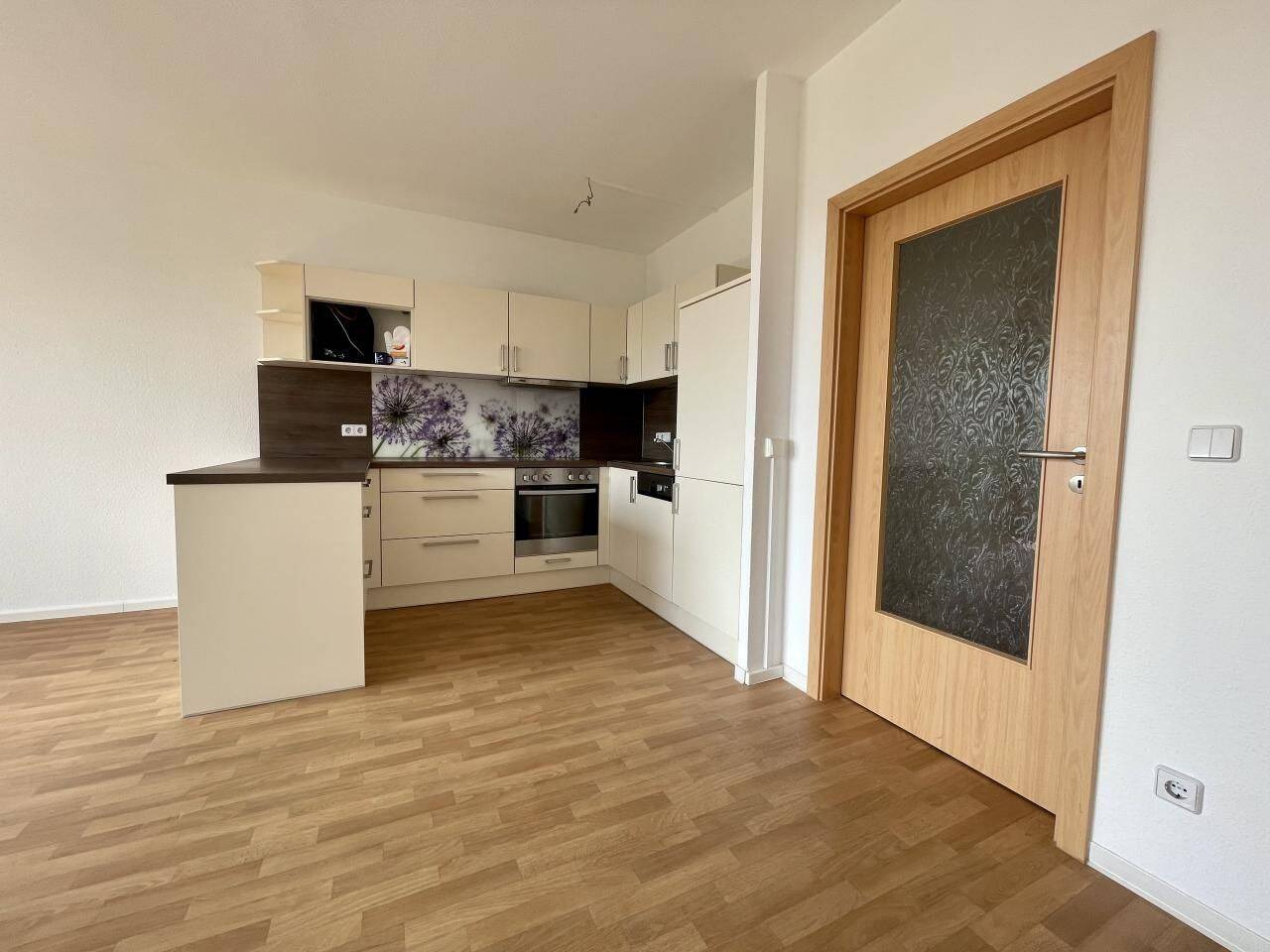 Geräumige Dreiraumwohnung mit Markeneinbauküche und ruhiger Lage – Chemnitz – Vorschaubild 6